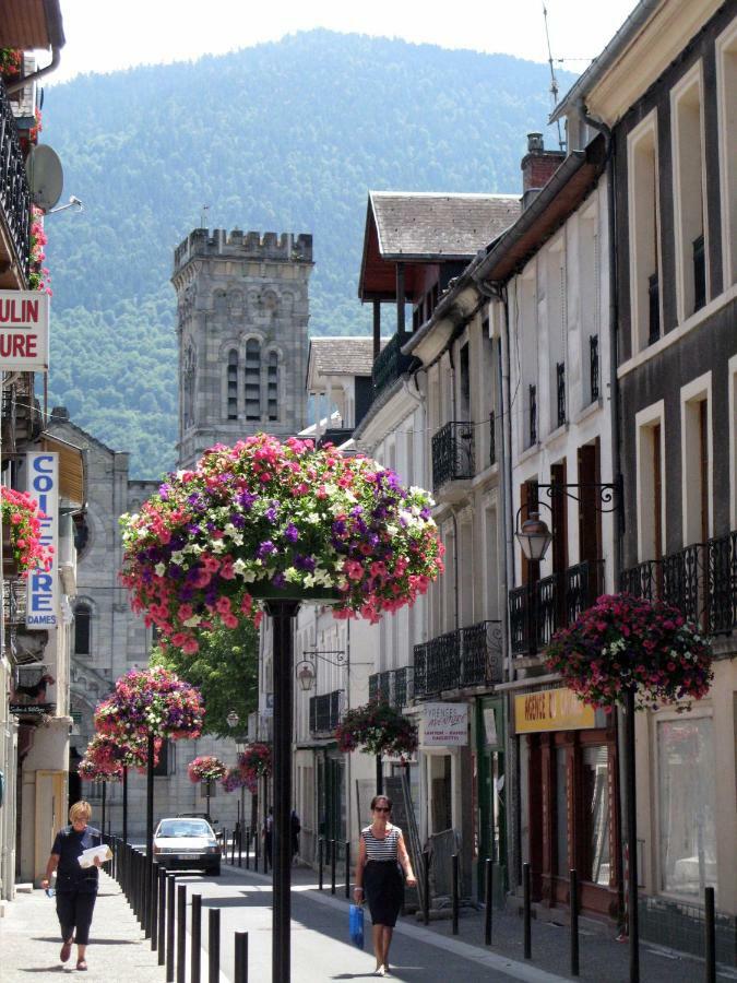 Appartement Proche Station Bagneres-de-Luchon Exterior photo